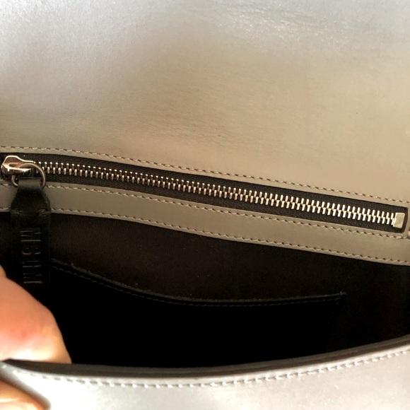 NEW MSGM BOX SATCHEL BAG W/ 3D FRONT LOGO ❤️‍🔥 - Picture 5 of 7